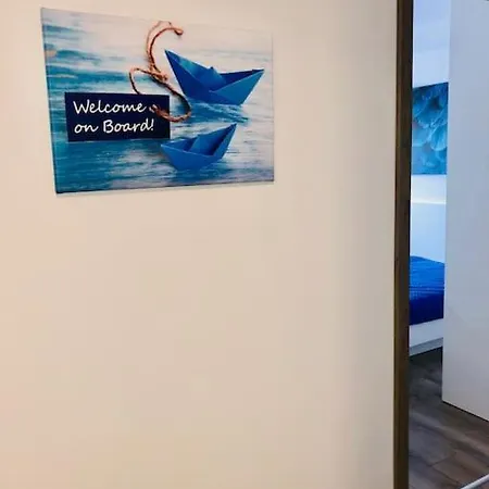 Admiral Lakeside Luxury Appartamento