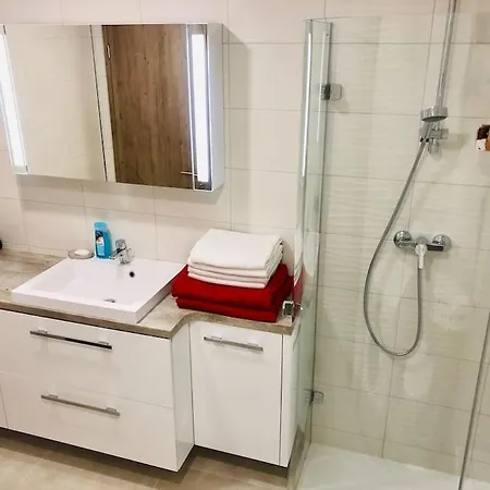 Admiral Lakeside Luxury Apartman Siófok